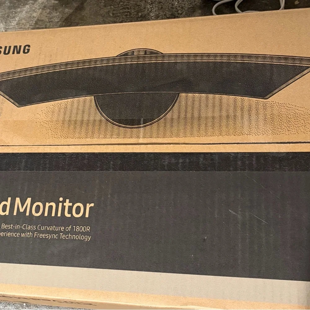 Samsung Curved Black Monitor 24in